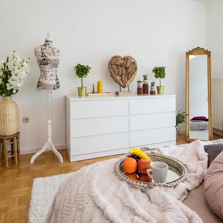Eg Rechts Große 3-zimmer Nähe Salzburg Freilassing